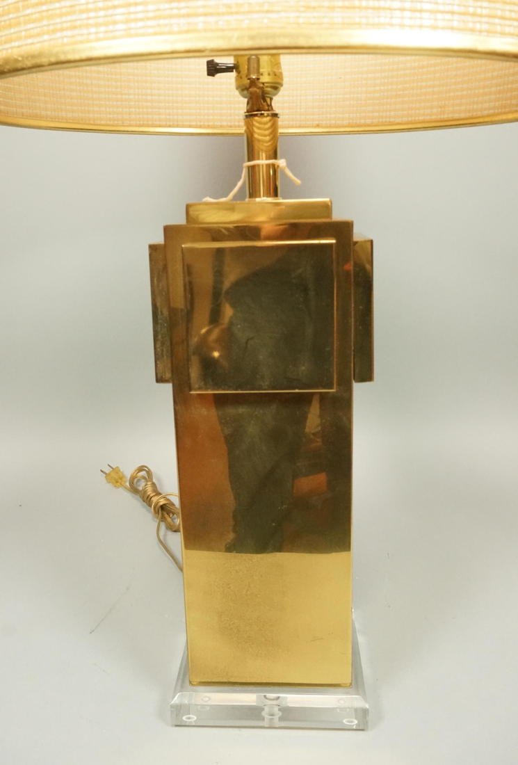SCIOLARI Vintage Modern Brass Square Column Lamp.: SCIOLARI Vintage Modern Brass Square Column Lamp. Attribution. Period woven shade with brass trim. Lucite base. Lightolier. Not marked-- Dimensions: ---