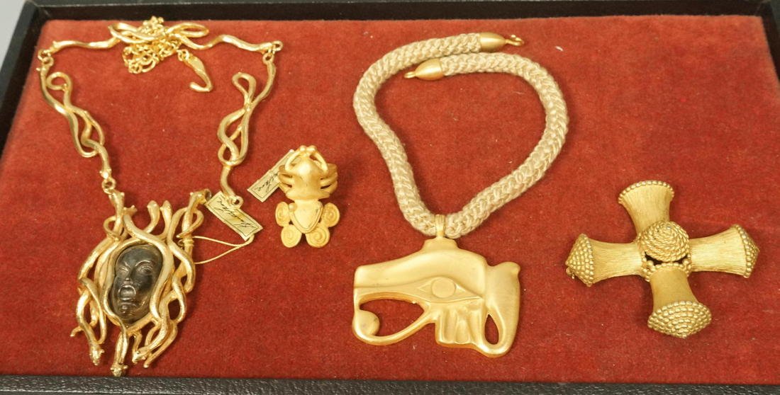 4pc Designer Costume Jewelry Lot. KENNETH J LANE.: 4pc Designer Costume Jewelry Lot. KENNETH J LANE. 1. KJL Gilt metal Frog Ring. Kenneth hang tag. 2. KJL Gilt metal Medusa pendant necklace. Snakes around head. Kenneth hang tag. 3. KJL Egyptian Eye Pe