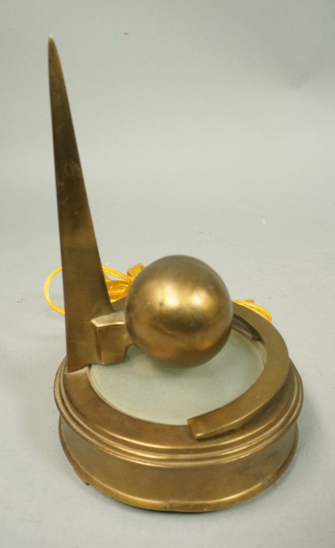 Metal Worlds Fair NYWF 1939 Light. Trylon & Peris: Metal Worlds Fair NYWF 1939 Light. Trylon & Perisphere. Frosted glass liner above bulb-- Dimensions: H: 8 inches: W: 6 inches: D: 6 inches --- US Shipping charge: $35