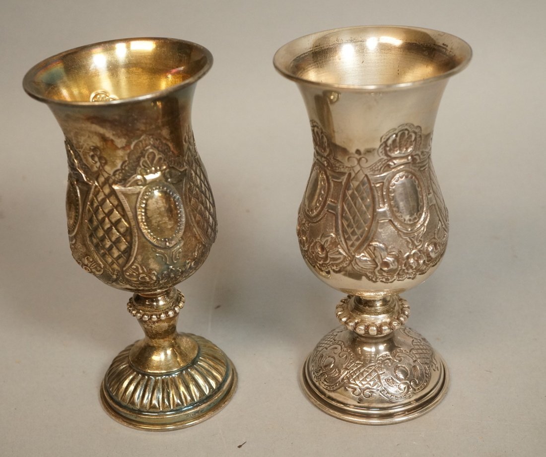 Pr Sterling Italian Goblets Chalices. Repousse De: Pr Sterling Italian Goblets Chalices. Repousse Designs. Gold washed interior. NOT weighted. Hallmarked-- Dimensions: H: 5.75 inches--- Weight: 8.2 Troy ozs. ---- --- US Shipping charge: $20