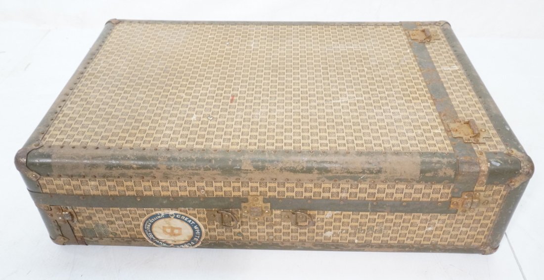 Vintage Canvas Covered Travel Steamer Trunk. Meta: Vintage Canvas Covered Travel Steamer Trunk. Metal Capped Corners. -- Dimensions: H: 32 inches: W: 20.5 inches: D: 9 inches ---