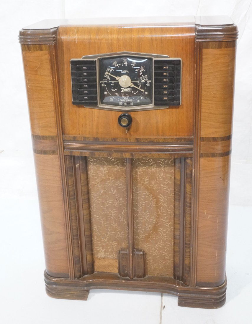 Zenith Console radio. Shortwave, standard broadca: Zenith Console radio. Shortwave, standard broadcast, automatic. Rotor Wavemagnet. -- Dimensions: H: 40.5 inches: W: 28 inches: D: 12 inches ---