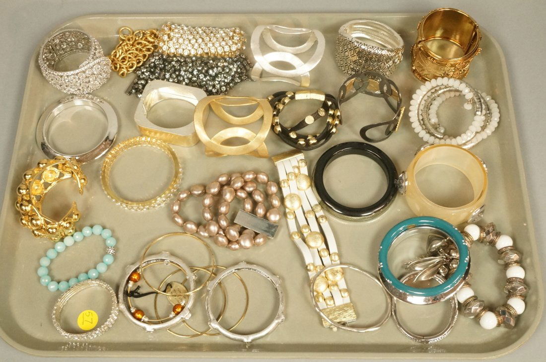 Tray Costume Jewelry Bracelets. Wonderful collect: Tray Costume Jewelry Bracelets. Wonderful collection of OVER 30 Cuff, Bangle & Link Bracelets. Some marked Sno of Sweden. Heidi Klum, -- Dimensions: --- US Shipping charge: $20