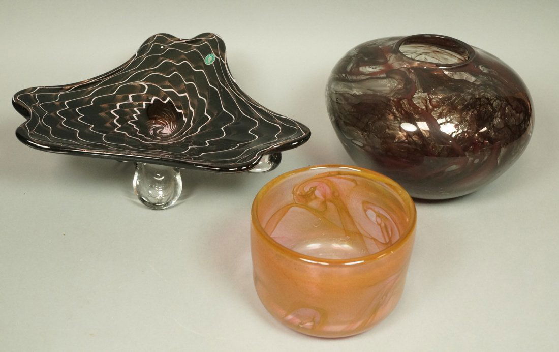 3pc Art Glass Lot. 1). Large Art Glass Vase with (1 of 7)