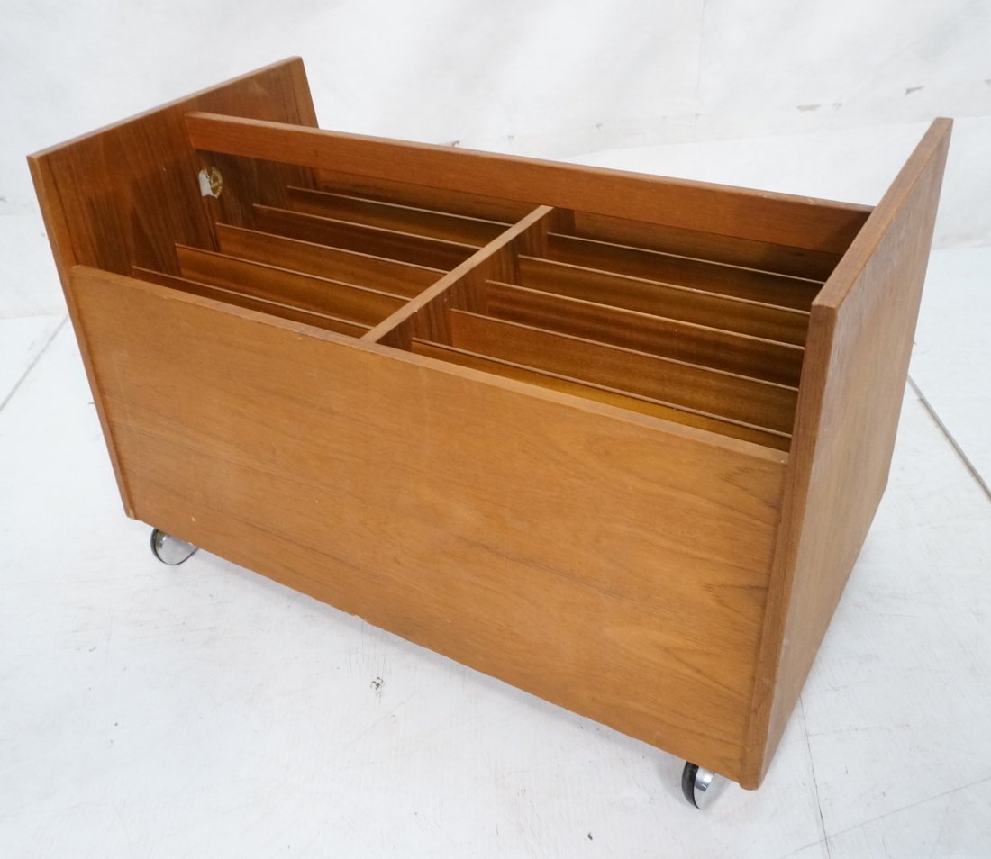 Danish Modern Teak Rolling Magazine Rack. (1 of 7)