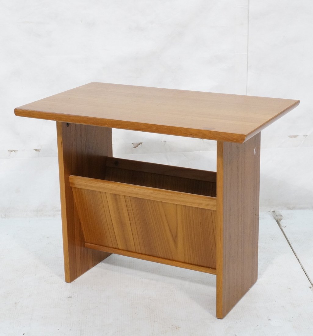 Teak Danish Modern End Table Magazine Stand. (1 of 7)