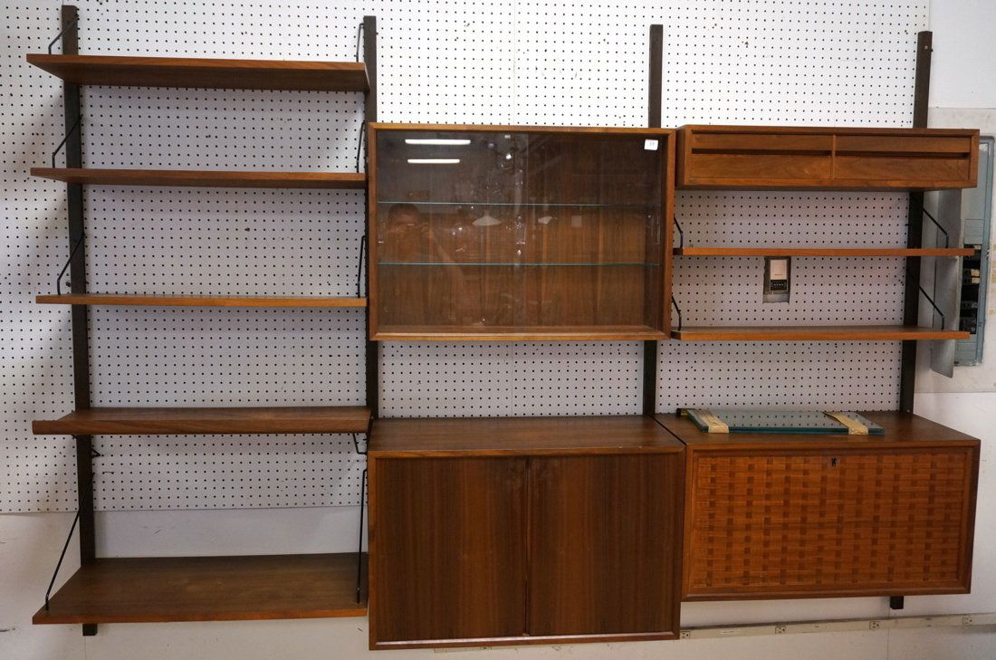 Danish modern Selig style wall unit. 4 Long uprig (1 of 7)