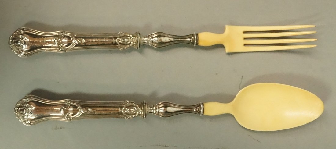 Silver handled spoon and fork set. Natural materi (1 of 6)