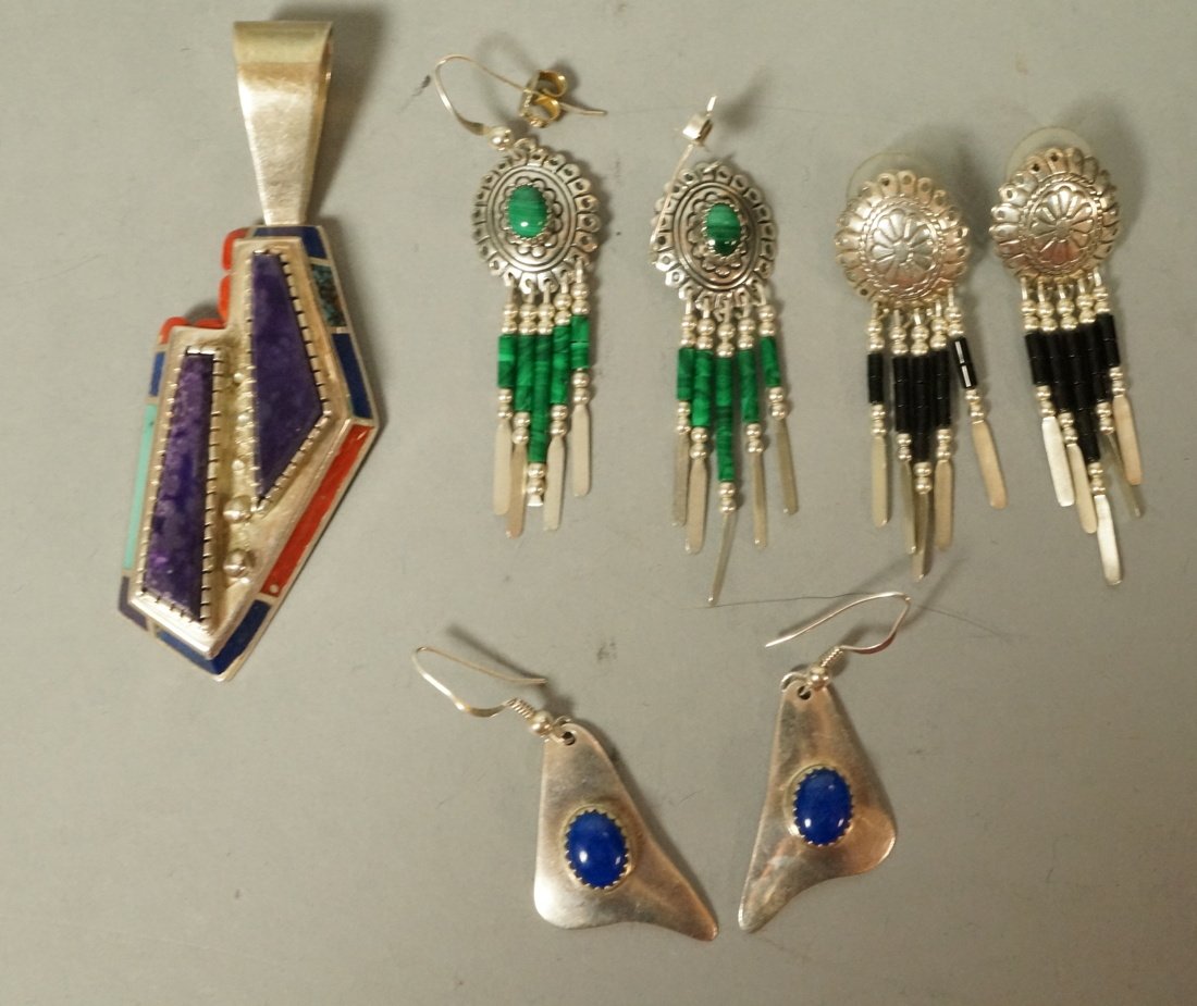 4 Pcs American Indian Sterling Jewelry.  3 Pairs (1 of 6)