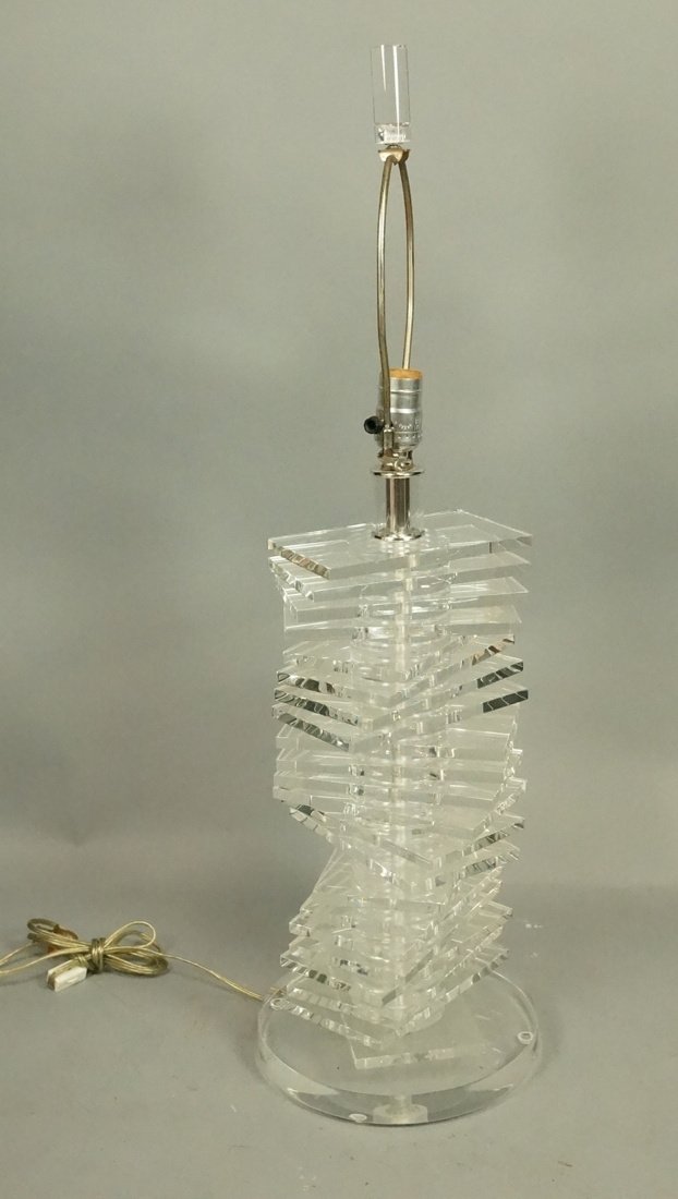 Modernist Stacked Lucite Table Lamp (1 of 7)