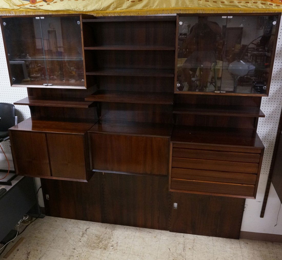 POUL CADOVIUS Rosewood Wall Unit. Four Upright Pa (1 of 10)