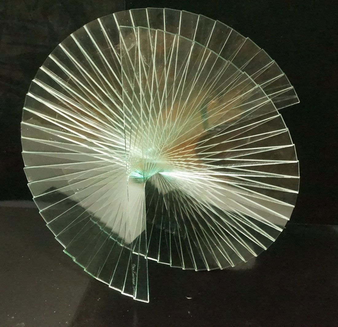 Modernist Glass Table Sculpture. RUN STADLER Stud (1 of 6)