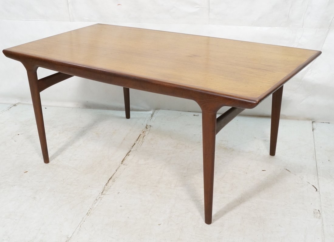 JOHANNES ANDERSEN ULBUM Refractory Dining Table. (1 of 7)
