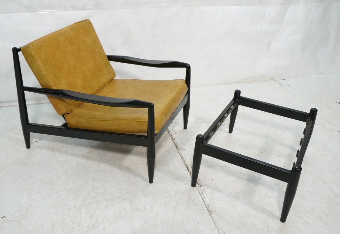 Danish Modern Walnut Arm Chair Ottoman. Brown vin (1 of 8)