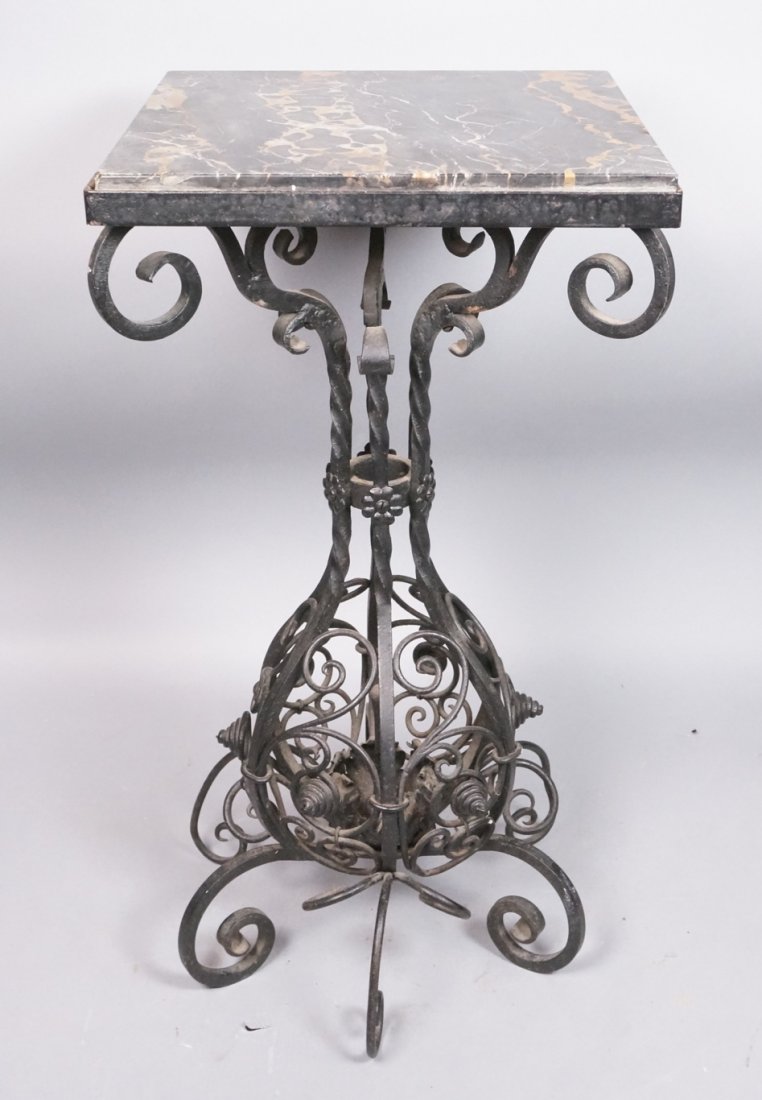 Wrought Iron Side Table with Marble Top. Fancy de (1 of 9)