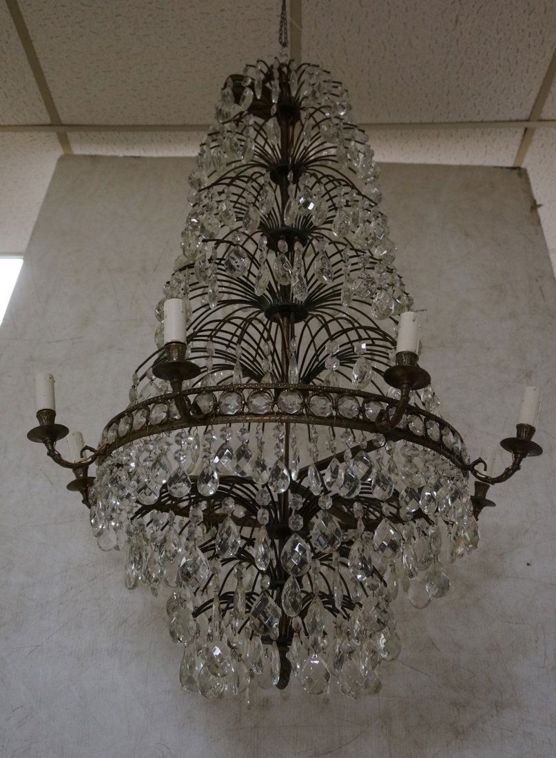 Large Decorator Fountain Form Hanging Chandelier. (1 of 8)