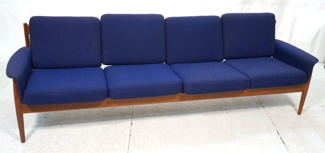 Borge Mogensen Attributed Sofa Couch.  Danish Mod (1 of 8)