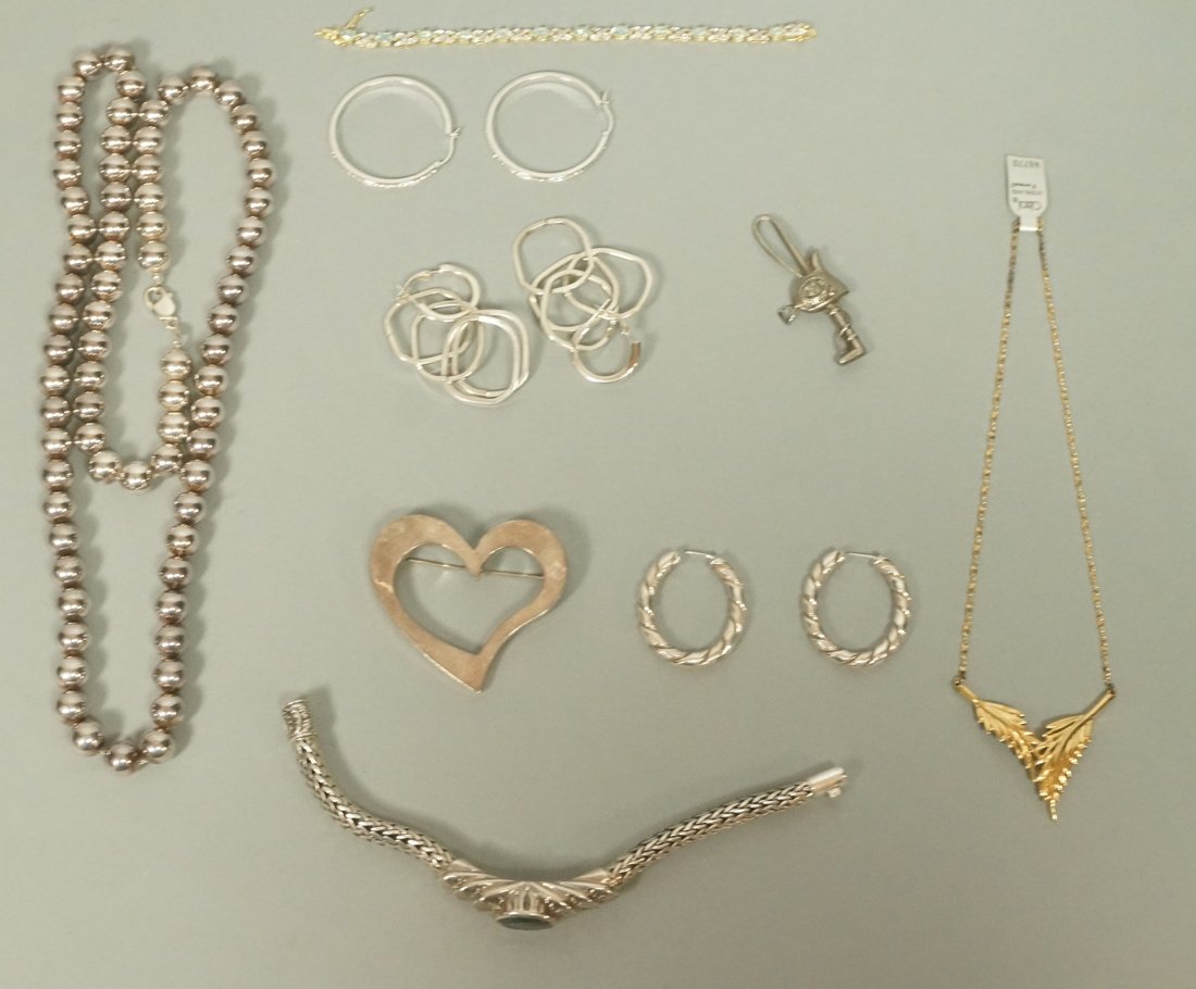 Lot Costume Jewelry Lot.  Sterling. Necklaces. Be (1 of 9)