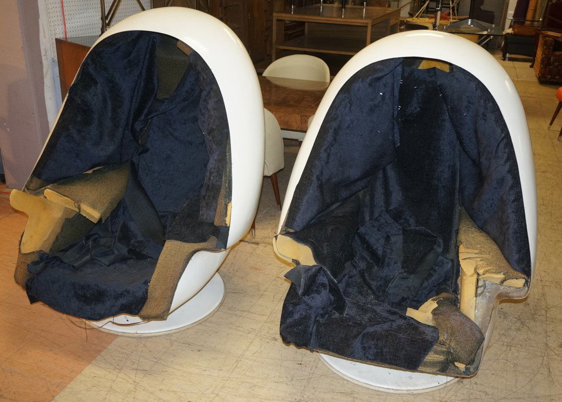 Pr Lee West Egg Chairs “Music Chamber”. White she (1 of 10)