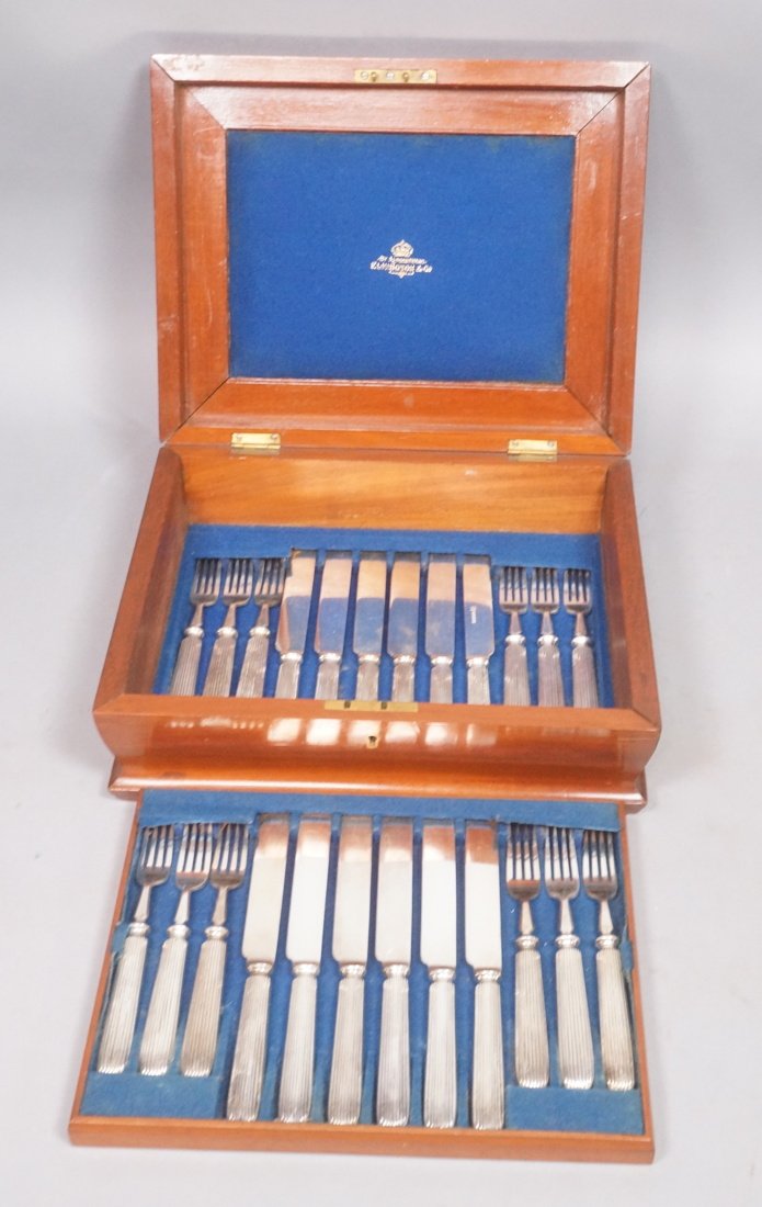 24pc English hallmarked Silver flatware set. Twel (1 of 8)