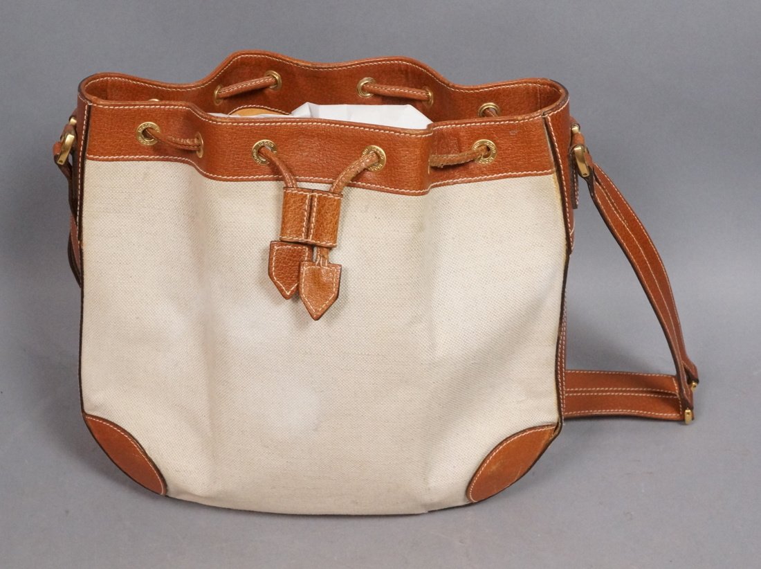 GUCCI Canvas & Leather Shoulder Purse Handbag. Li (1 of 6)