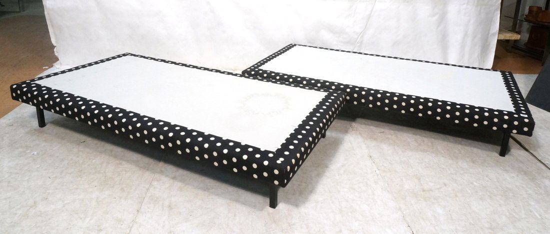 Pair Knoll International Daybed bases.  Florence (1 of 10)