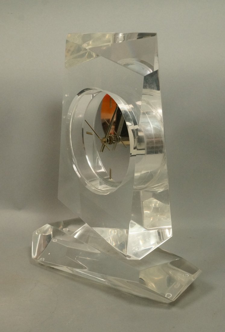 Lucite Clock Modernist. G. J. FEDDEN. Dated 84. 5 (1 of 10)