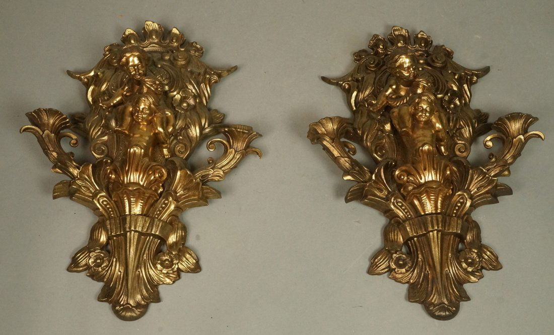 Pair of Figural Cherub Wall sconces. Brass colore (1 of 8)