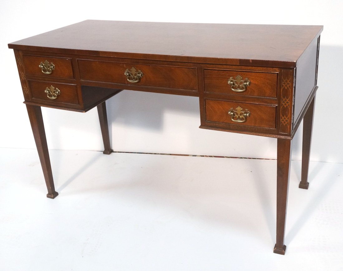 Baker Mahogany Banded   Chippendale desk with tap (1 of 8)