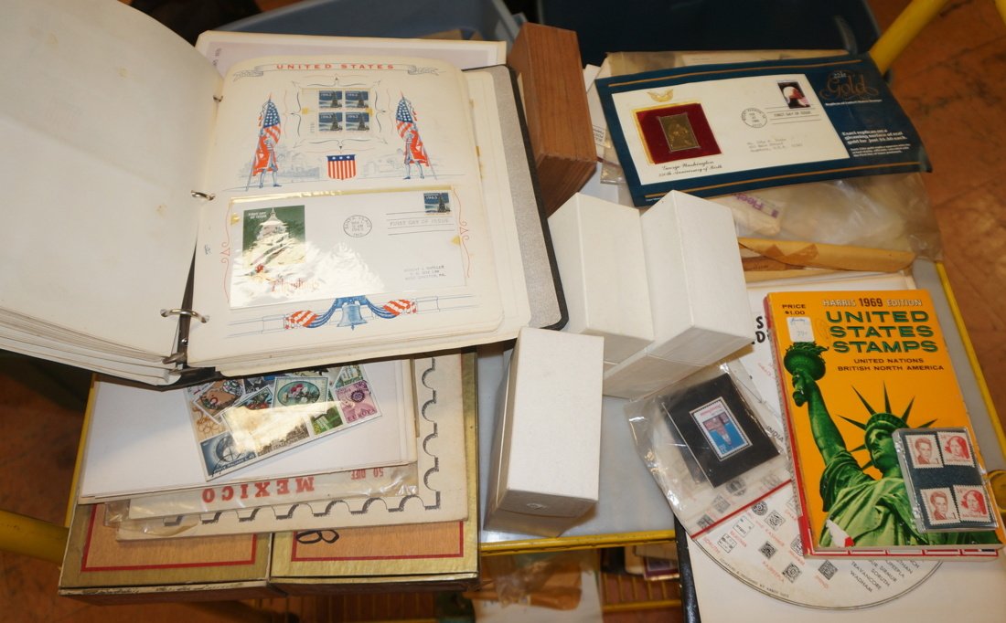 Large Stamp Collection of United States and forei (1 of 10)
