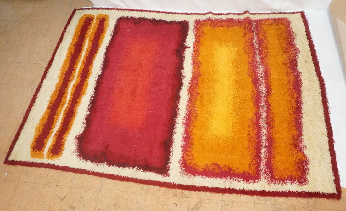 9x6 Shag Rug Carpet. Reds, oranges on cream groun (1 of 10)