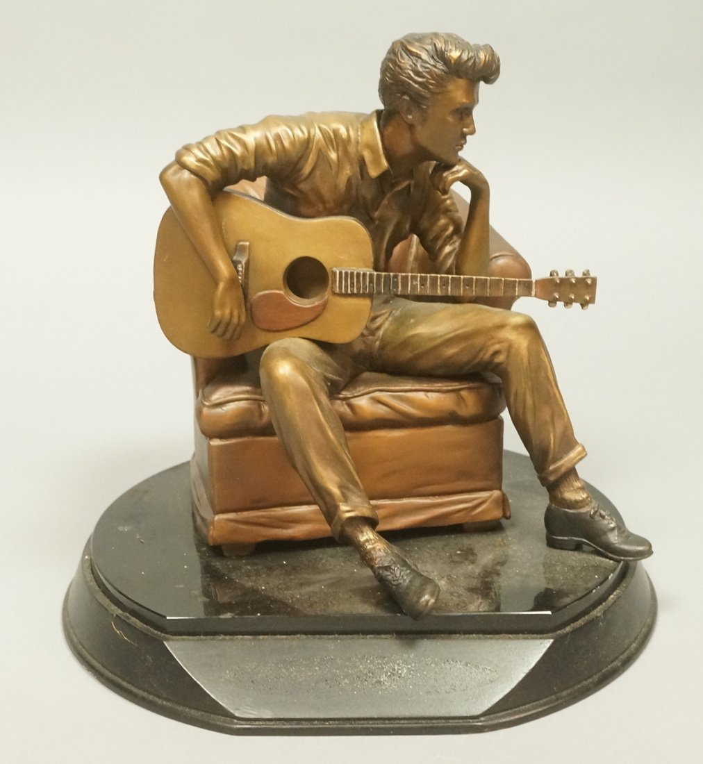 FRANKLIN MINT Bronze Sculpture. Seated ELVIS PRES (1 of 5)