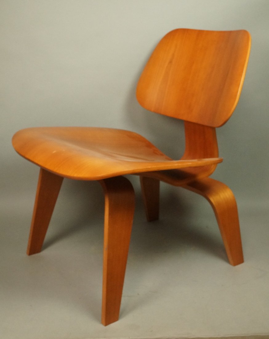 CHARLES EAMES Lounge Chair. LCW. HERMAN  MILLER R (1 of 6)