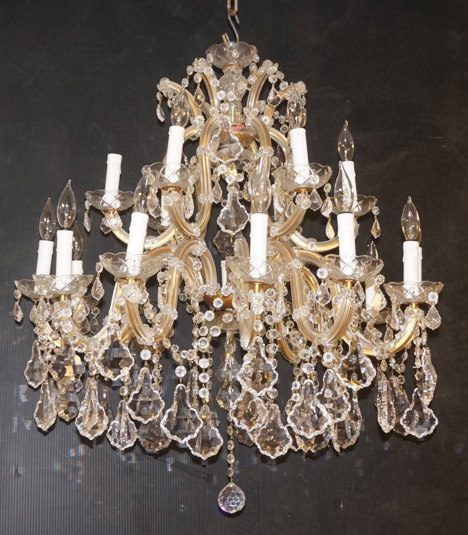 Fancy Crystal Chandelier. Lots of hanging paddle (1 of 10)