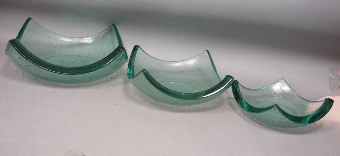 Set of Three Nesting Art Glass Bowls. Signed 1996 (1 of 10)