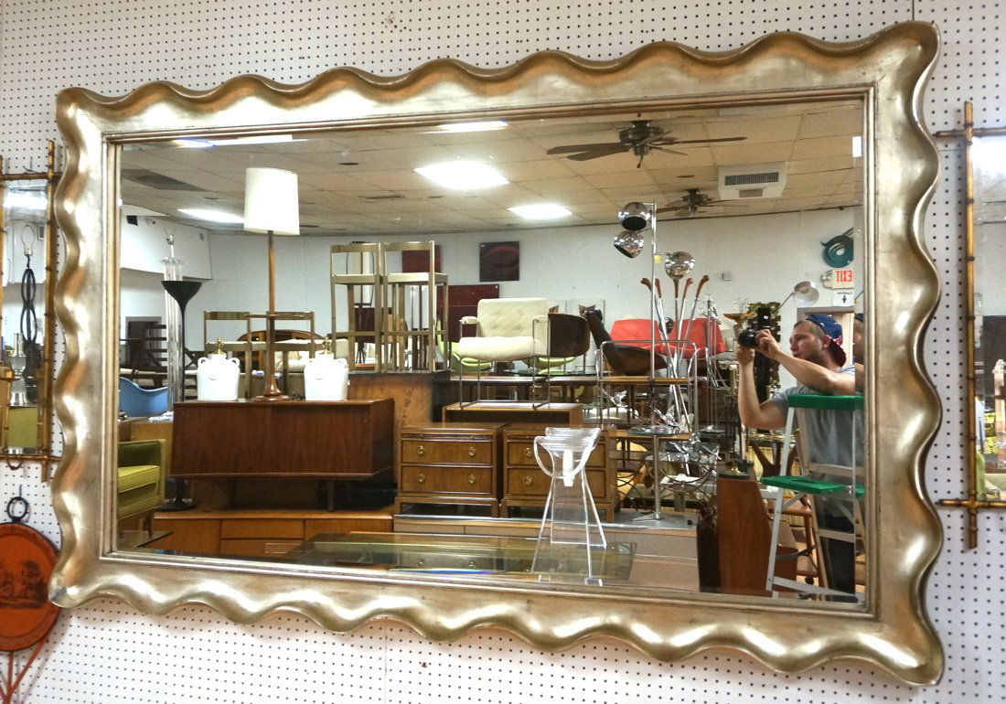 Oversized Scalloped Wavy Edge Wall Mirror. Decora (1 of 9)