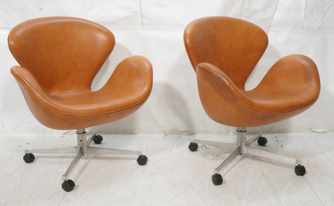 Pr ARNE JACOBSEN Swan Chairs. Light brown leather (1 of 10)