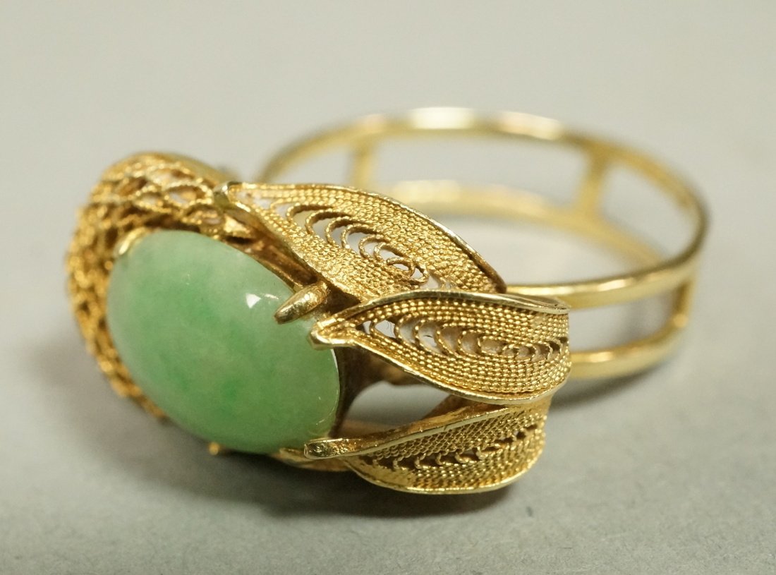 14K Gold Jade Ladies Ring. Large jade cabochon se (1 of 5)