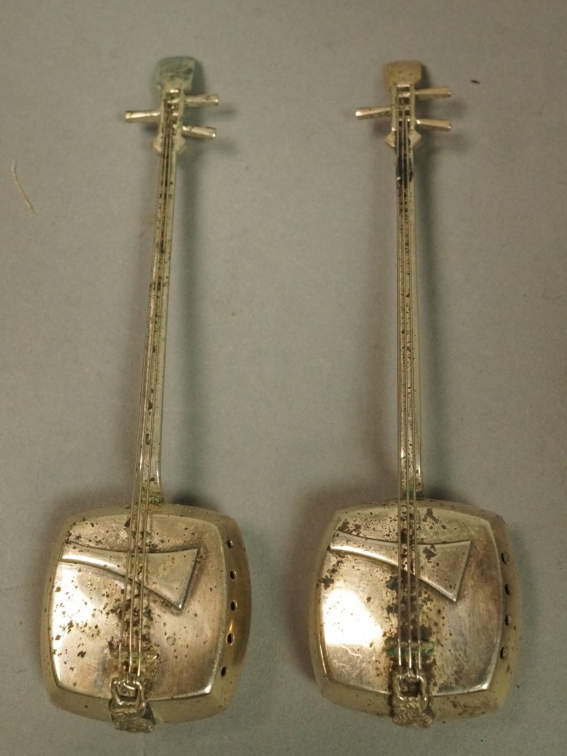 Pr Japanese Sterling Musical Instrument Salt Pepp (1 of 4)