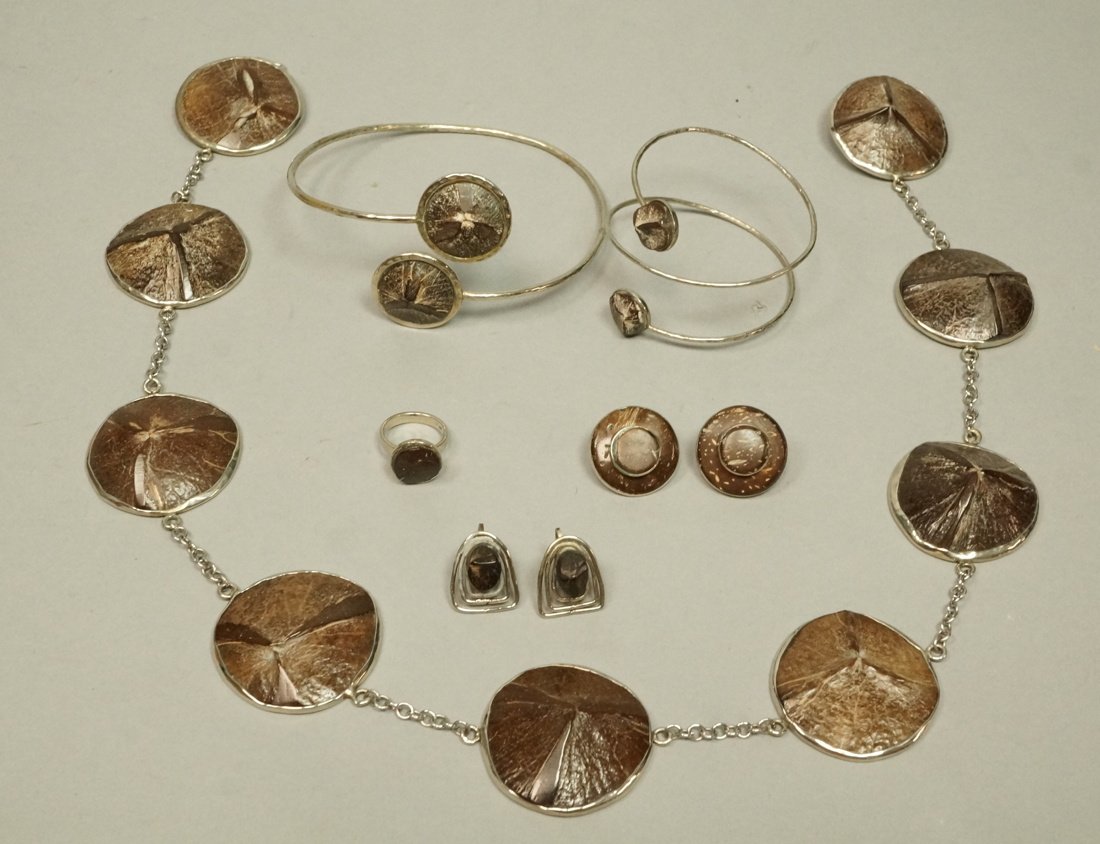 Lot 6pcs Colombian Coconut Shell Jewelry. 1 Rings: Lot 6pcs Colombian Coconut Shell Jewelry. 1 Rings. 1 Bracelets. 2 Pair earrings. 1 Necklace. 1 BeltSilver tone metal. Some marked Columbia. -- Dimensions: --- US Shipping charge: $20