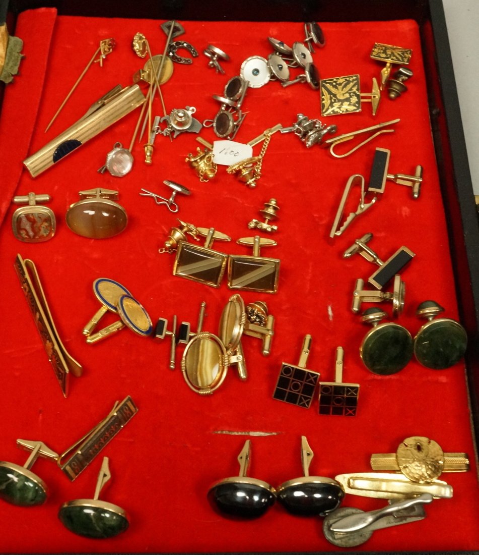 Lot of Mens Jewelry. Cuff Links. Tie Bars Clips. (1 of 6)