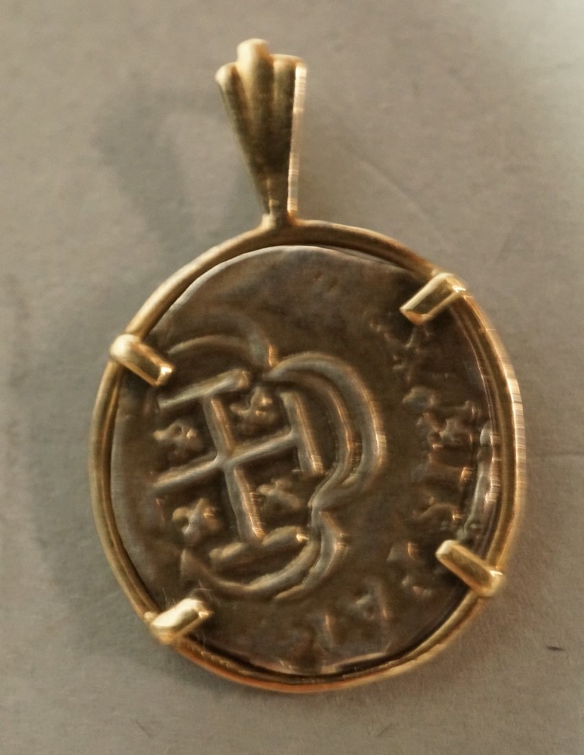 Early Silver Cob Coin in 14K YG Gold Frame Pendan (1 of 4)
