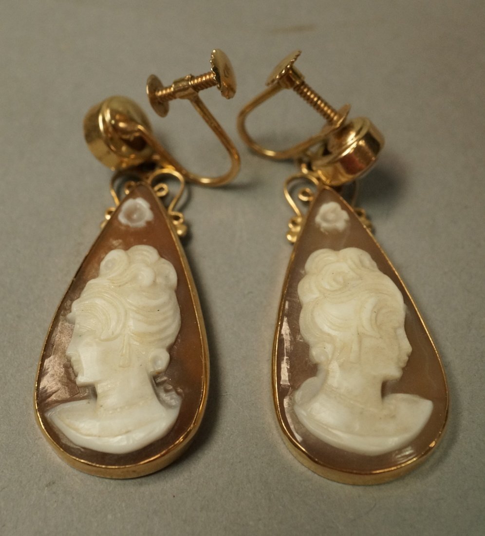 Nice Antique 14K Gold Carved Shell Cameo Earrings (1 of 6)