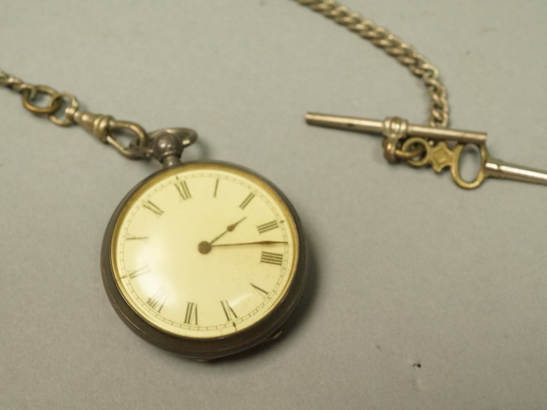 Antique Waltham Key Wind Pocket Watch.  #3049798. (1 of 6)