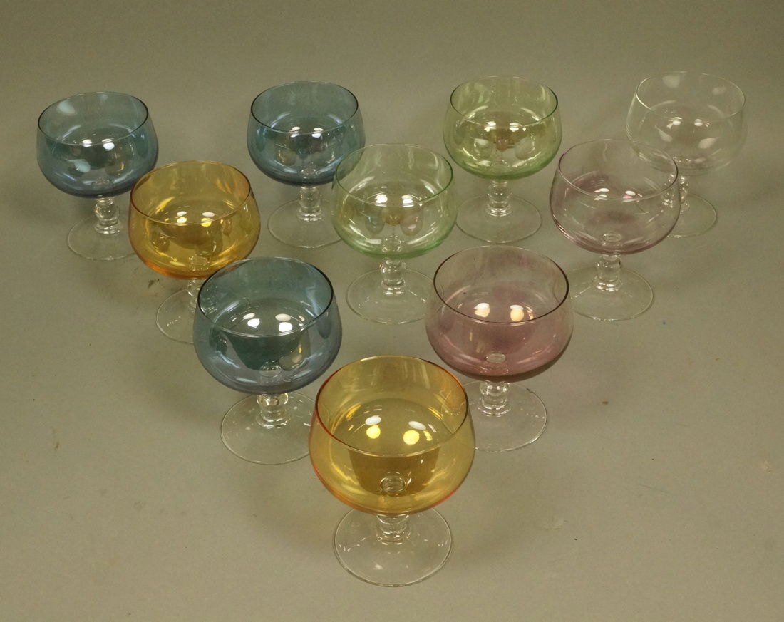 Set 10 French LUMINARC stem glasses. colored bowl (1 of 7)