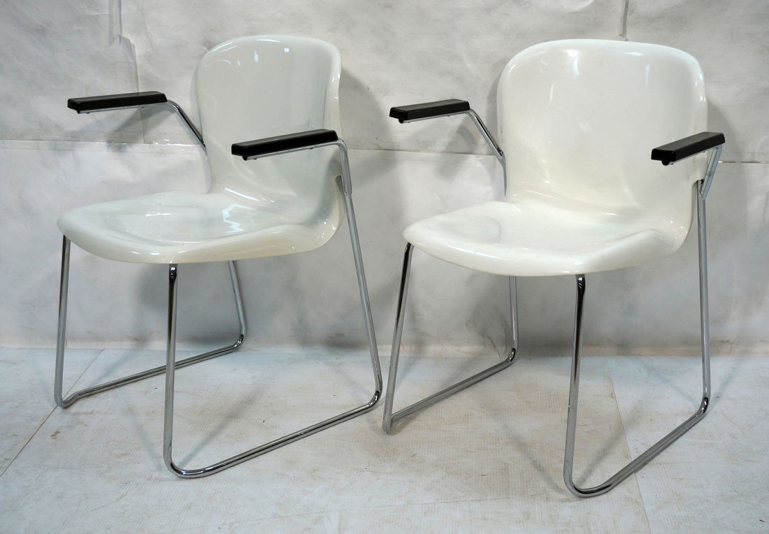 Pr GERD LANGE Molded White Shell Lounge Chairs. C (1 of 7)