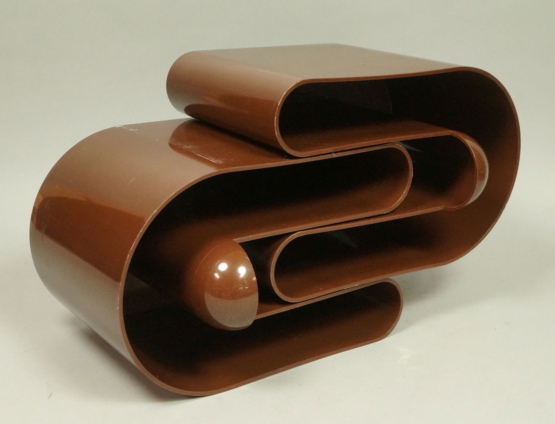 Pr Brown Molded Plastic "U" Form Bins. Modern. Po (1 of 6)