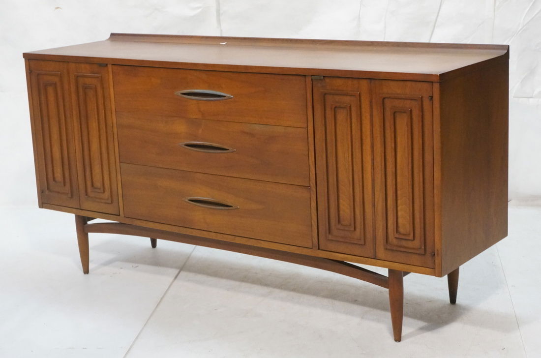 BROYHILL "SCULPTRA" Three Drawer Two Door Credenz (1 of 8)