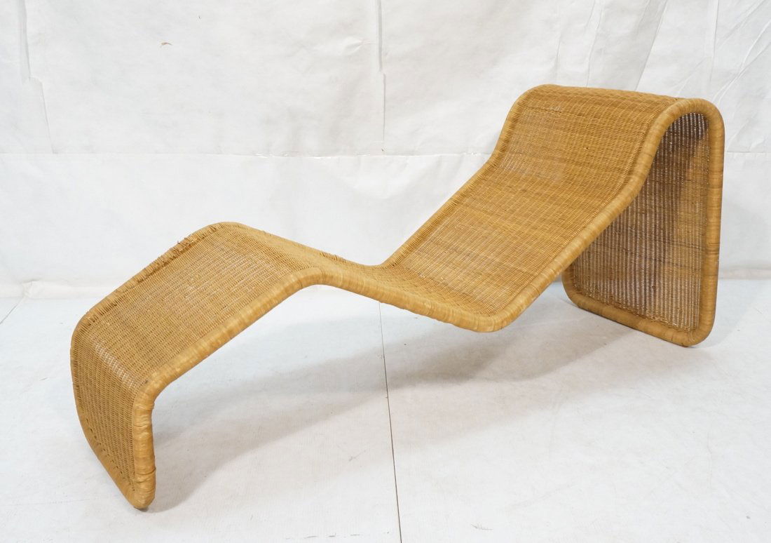 Woven Dark wicker Modernist Chaise Lounge. (1 of 10)