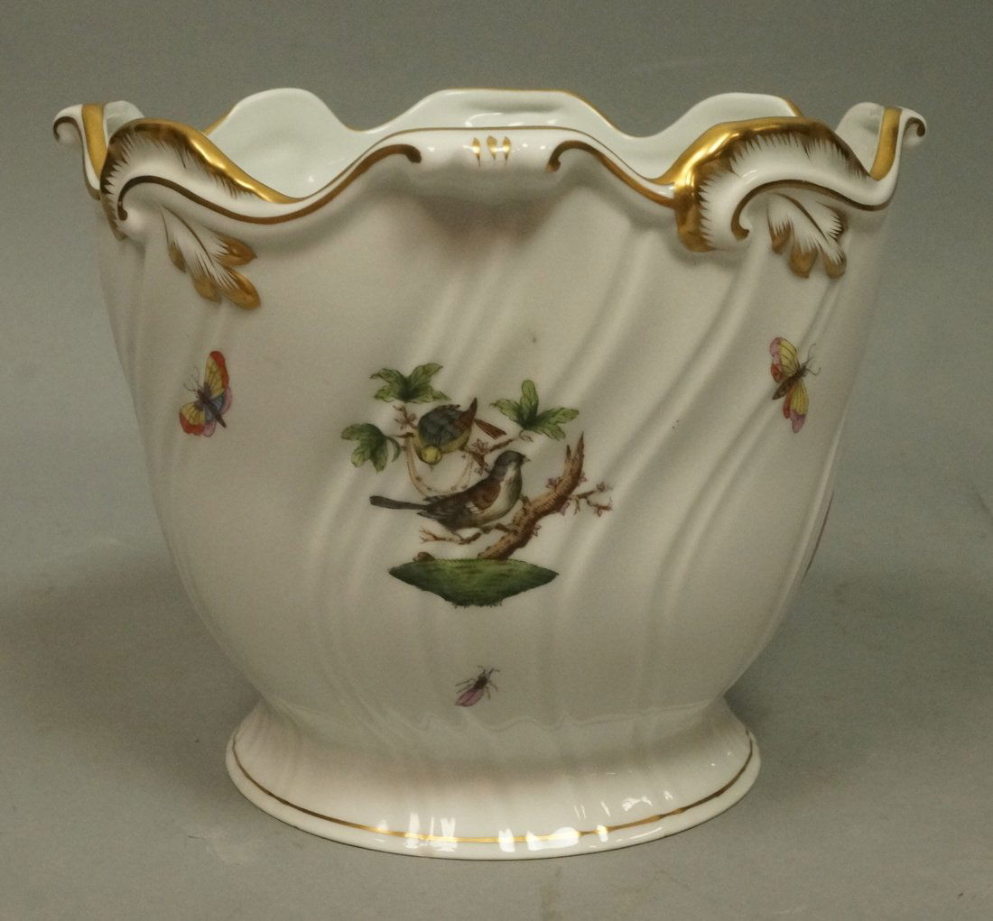 HEREND Hungary Birds & Butterflies Cachepot. Mark (1 of 7)